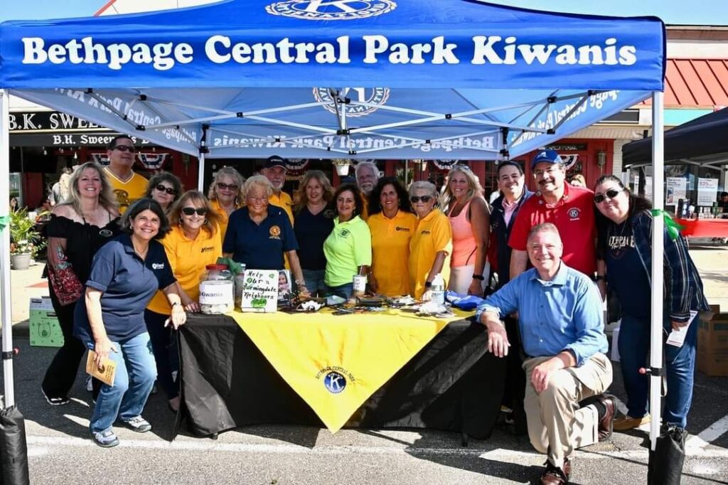 BethpageKiwanisStreetFairMembers