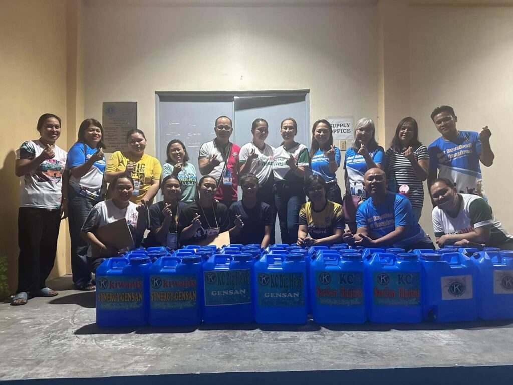 Kiwanis Club of SarGen Illustris Mineral Water Donation