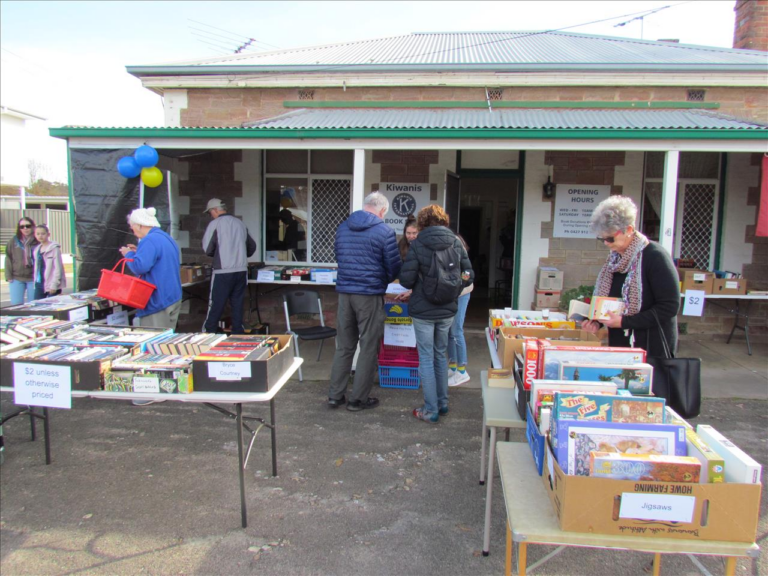 KIWANIS BOOK SHOP Kiwanis Club of THE ADELAIDE HILLS