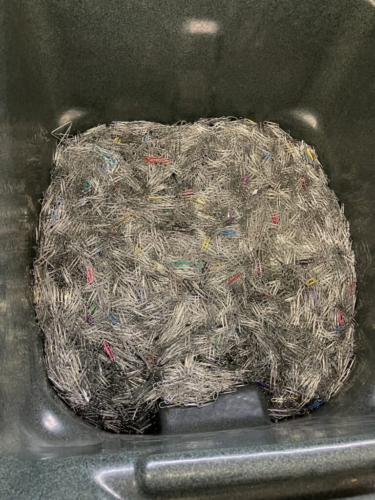 186,000+ Paper Clips for "One Clip at a time" project